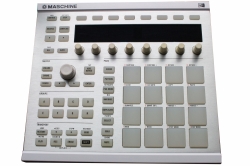 NI Maschine MK2 Controller