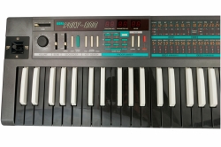 Korg Poly-800 Synthesizer