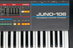 Roland Juno-106 Synthesizer
