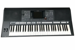 Yamaha PSR-S950 Keyboard