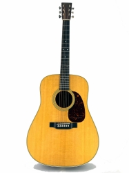 Martin Guitars D-28 