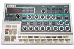 Yamaha DX200 FM-Synth