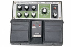 Boss RE-20 Space Echo 