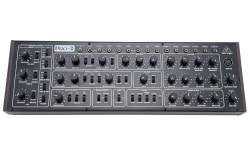 Behringer Pro-1 Analog Synthes